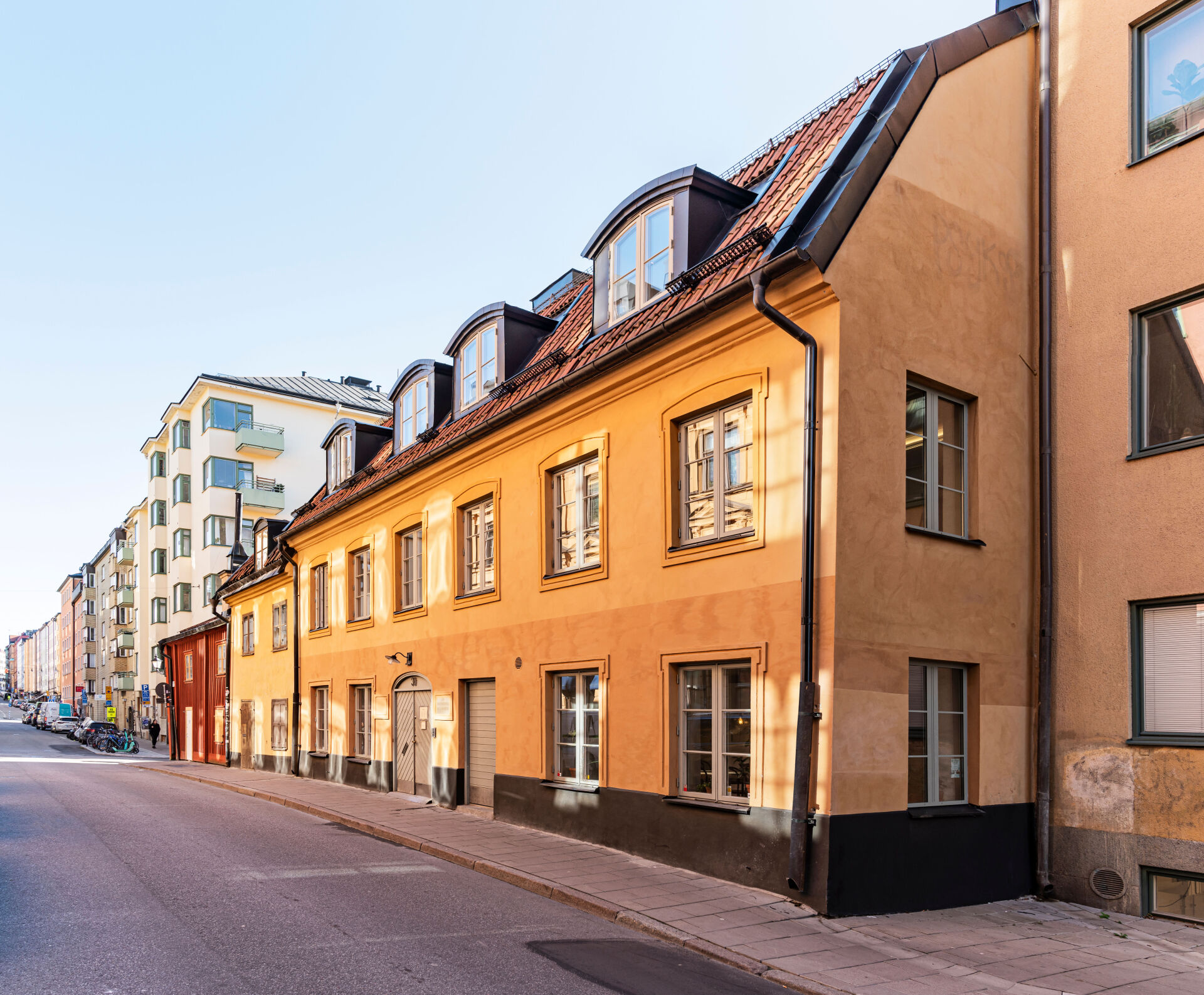 Livingroom kontorshotells fasad på Södermalm